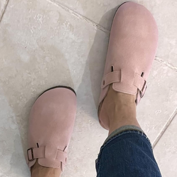 Pink Clogs NWT - Picture 2 of 3